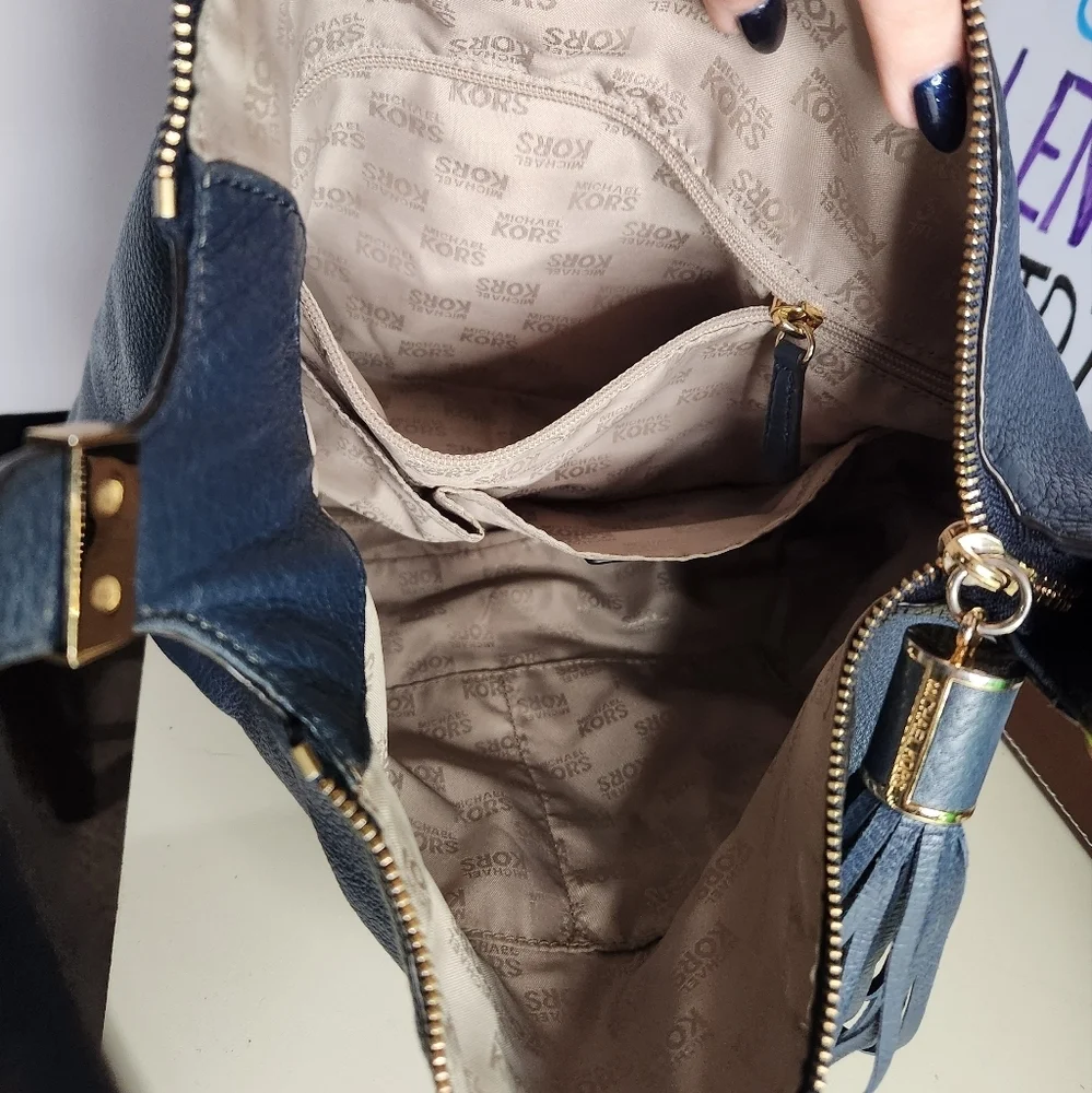 Michael Kors‎ rich blue pebbled leather Bedford hobo bag gold hardware
